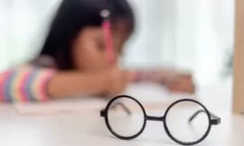 Como incentivar as crianças a usarem os óculos